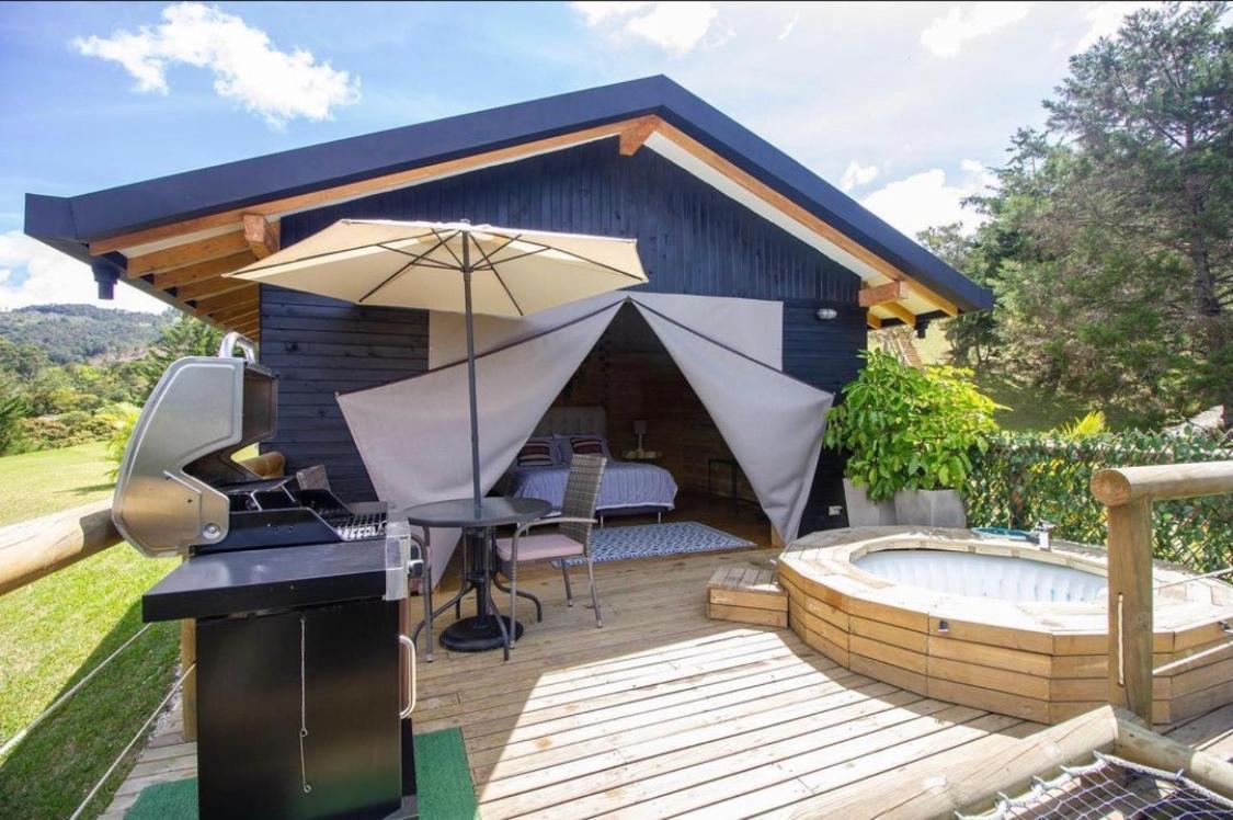 Bleu Hills Glamping Llanogrande 호텔 리오네그로 외부 사진