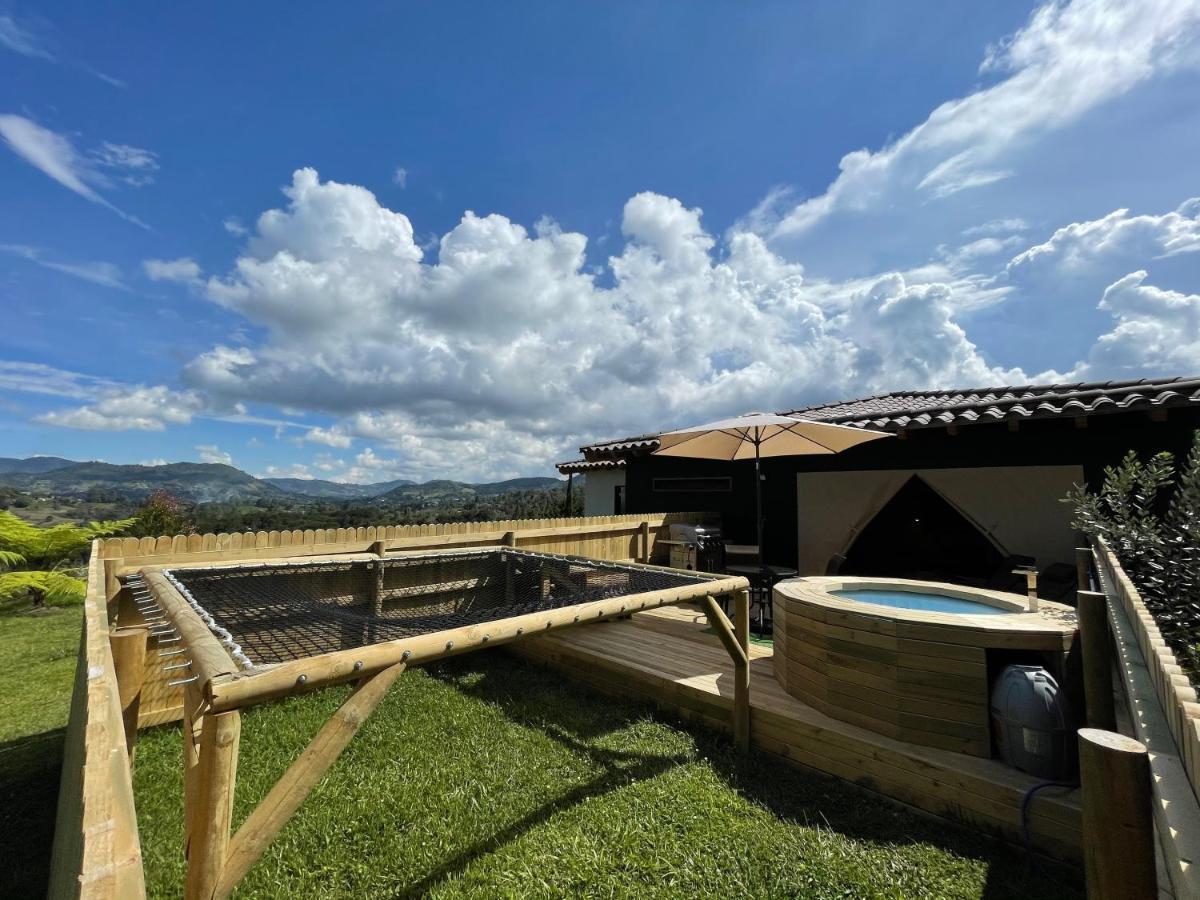 Bleu Hills Glamping Llanogrande 호텔 리오네그로 외부 사진